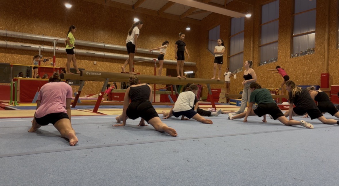 Gymnastes étirements